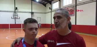 Sosyalleşmek için gittiği kursta keşfedildi, milli takımın vazgeçilmezi oldu