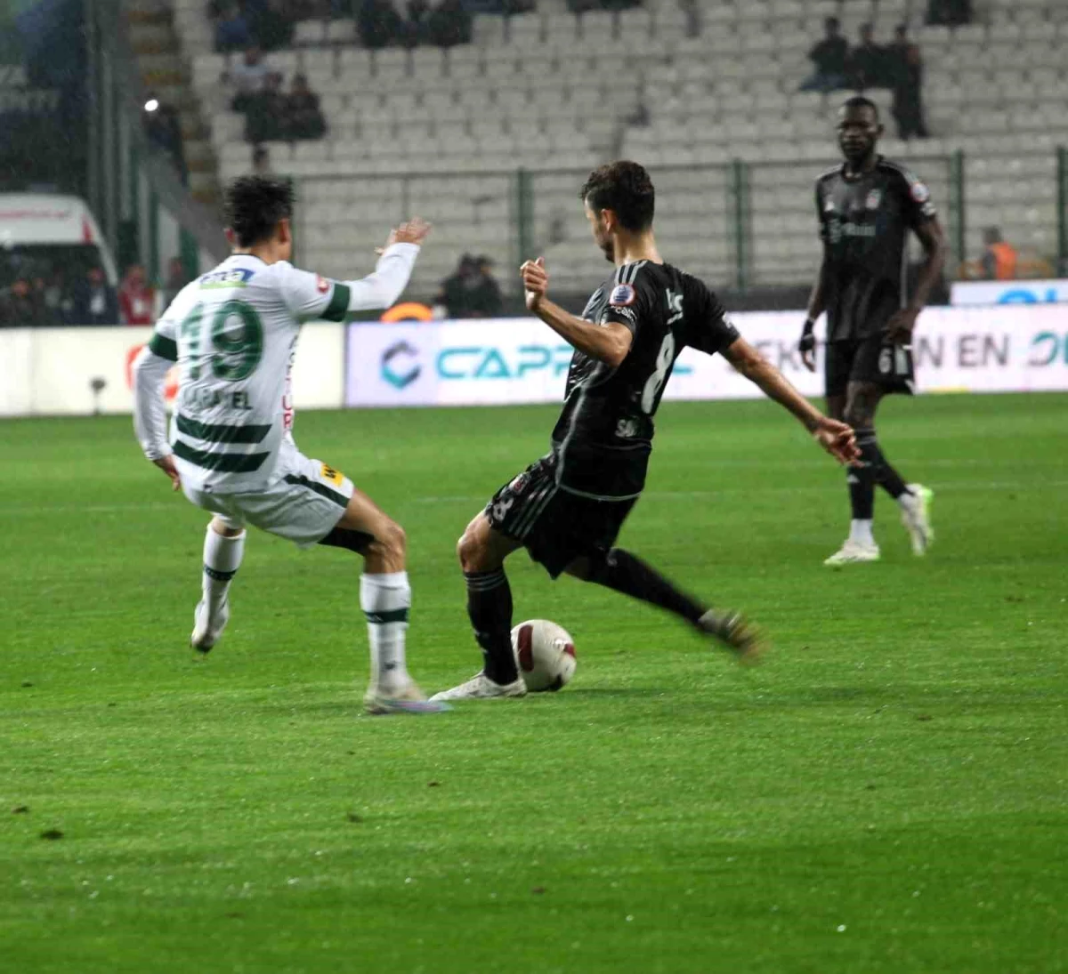 Beşiktaş, Konyaspor\'u 2-0 mağlup etti