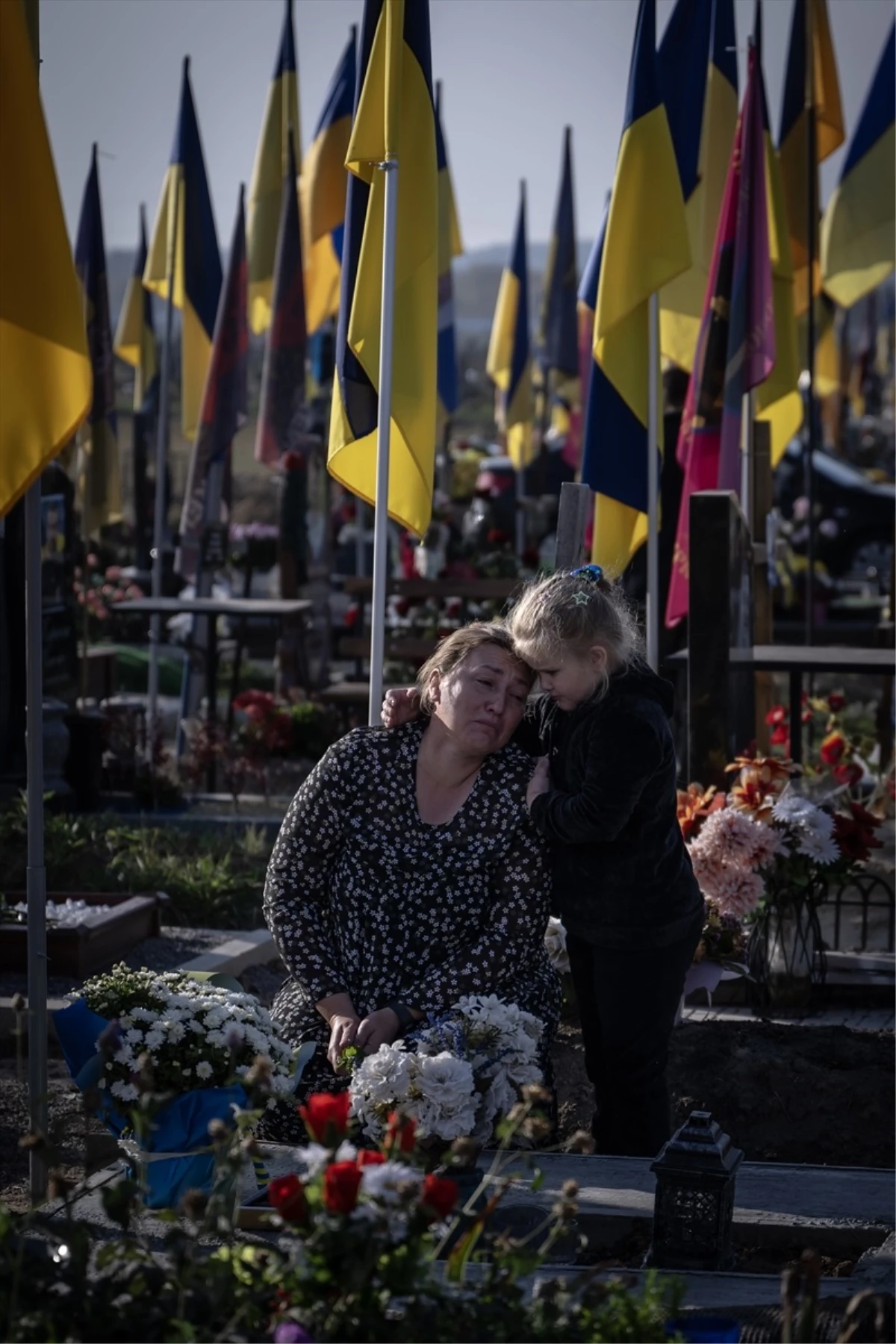 Ukrayna\'da Savunmacılar Günü\'nde Hayatını Kaybeden Askerler Anıldı