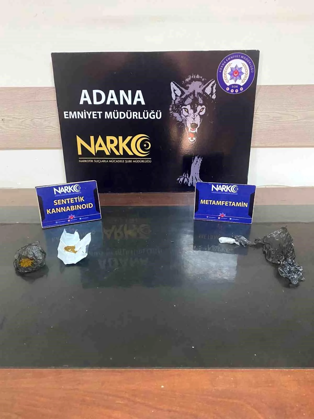Adana\'da Uyuşturucu Operasyonu: 2 Şüpheliden Birisi Tutuklandı