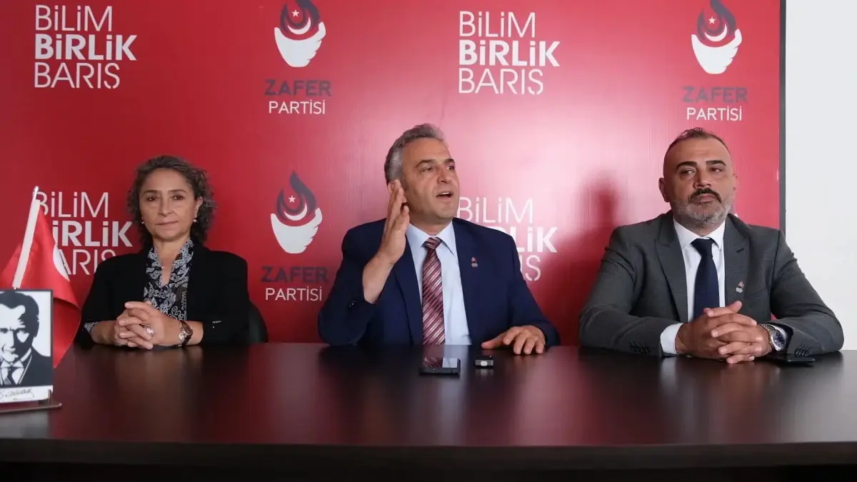 Zafer Partisi Genel Başkan Yardımcısı Bayram Kazancı: Türkiye Her Gün Fakirleşiyor