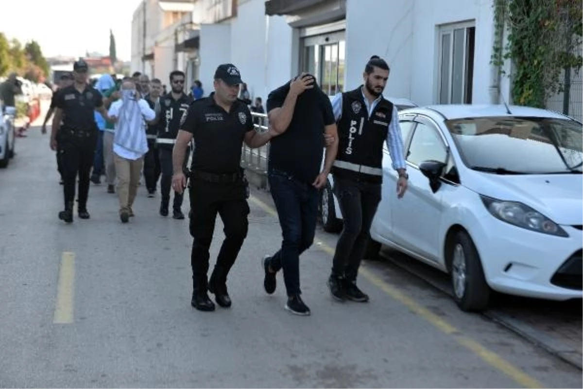 Adana\'da Belediye Yolsuzluğu Operasyonu: 34 Şüpheli Adliyeye Sevk Edildi