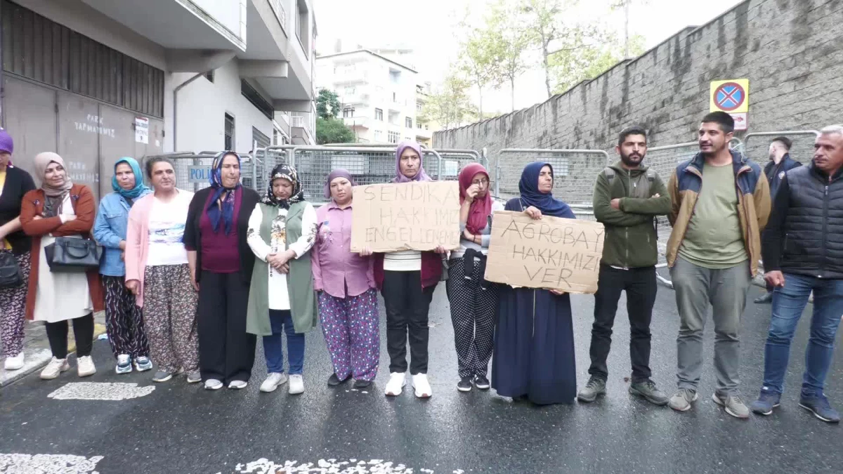 Agrobay İşçilerinden İstanbul\'daki 4 Konsolosluk Önünde Eylem: "Tazminatımızı, Maaşımızı Versinler. 42 Gündür Orada Burada Sürükleniyoruz"
