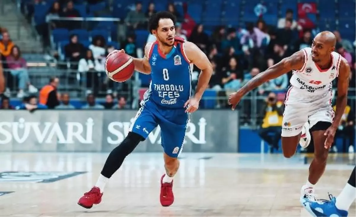 Anadolu Efes, Shane Larkin\'e verilen cezanın onaylandığını açıkladı