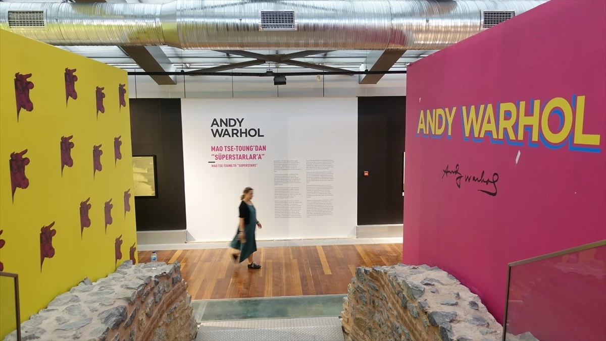Andy Warhol-İstanbul Sergisi Sanatseverlerle Buluştu