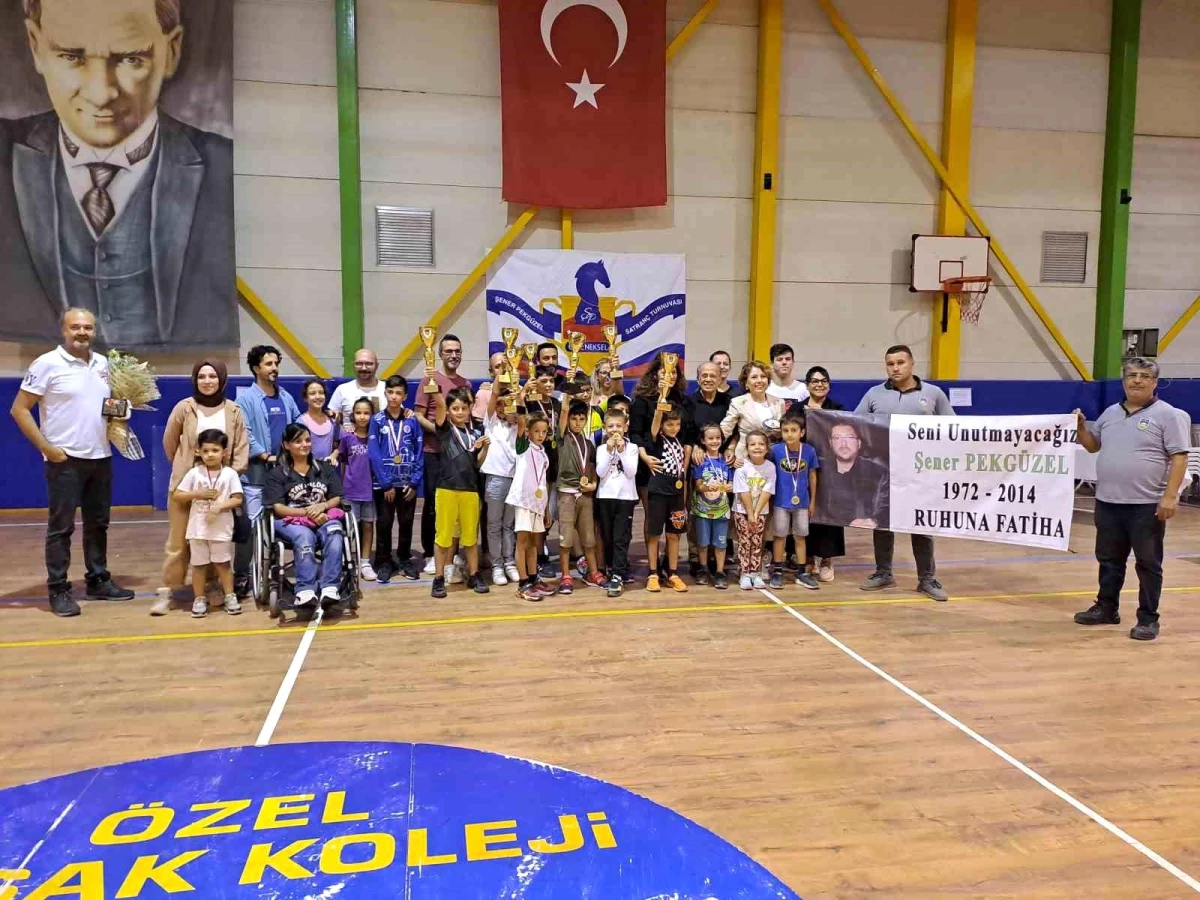 Aydın\'da Şener Pekgüzel Anma Satranç Turnuvası düzenlendi