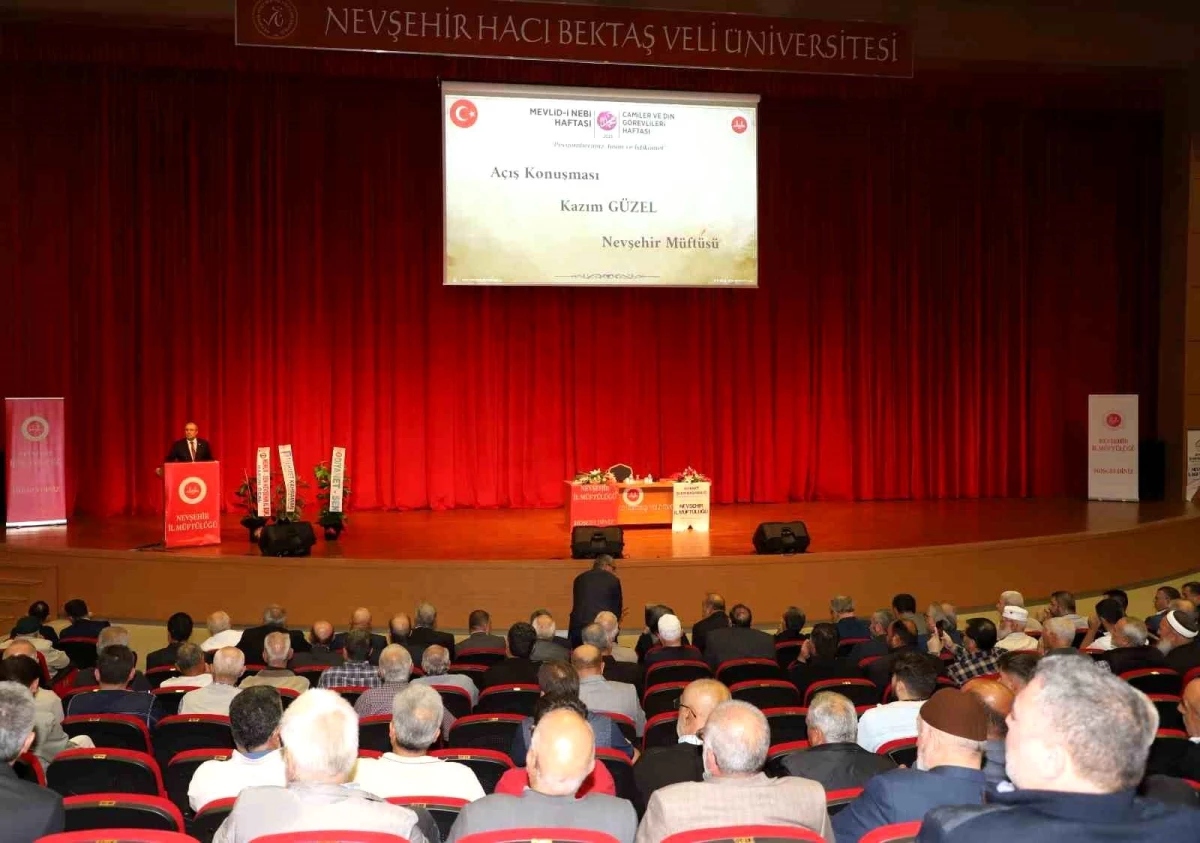 Diyanet İşleri Başkan Yardımcısı Nevşehir\'de Konferans Verdi