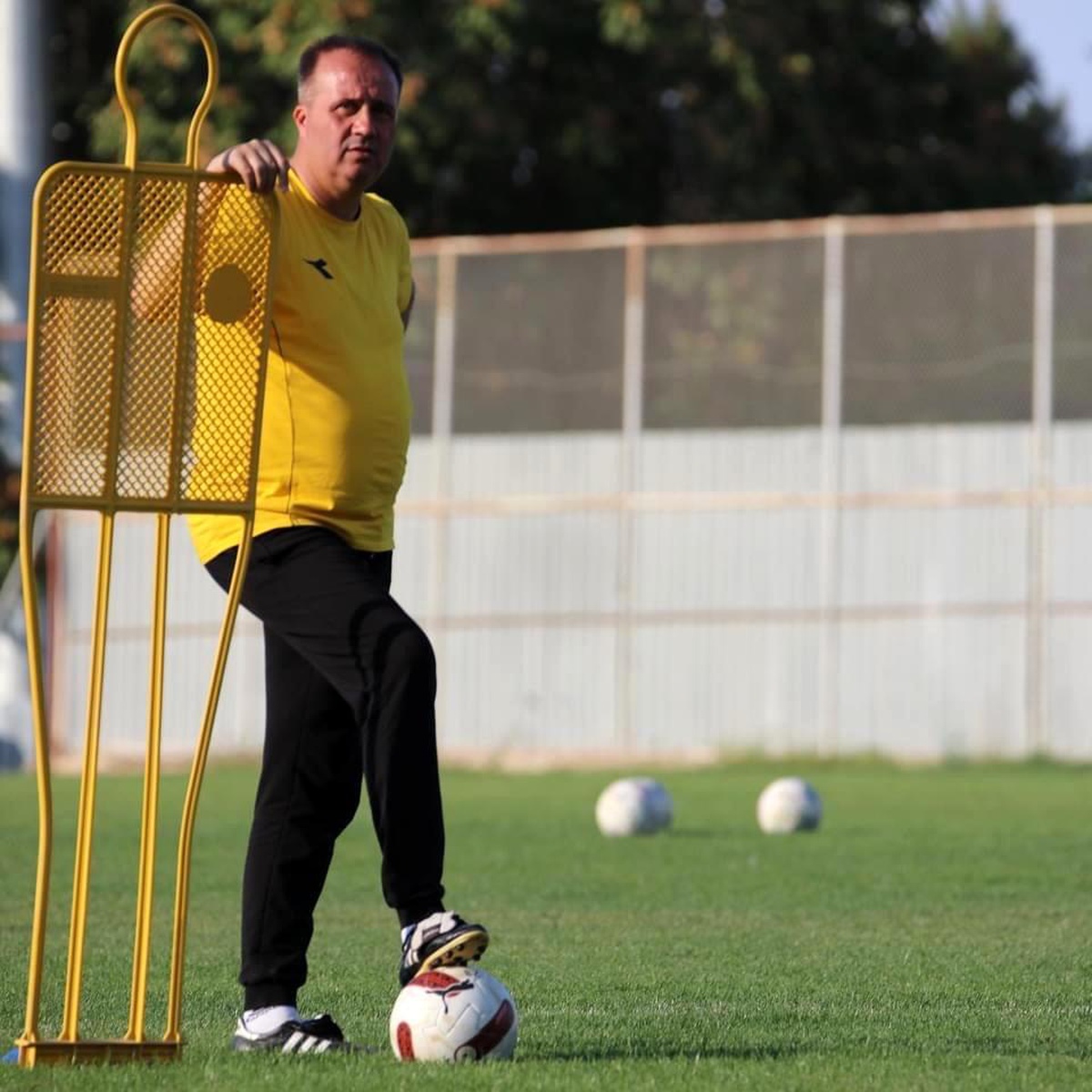 Elazığspor\'da Teknik Direktör Selahaddin Dinçel ile Yollar Ayrıldı