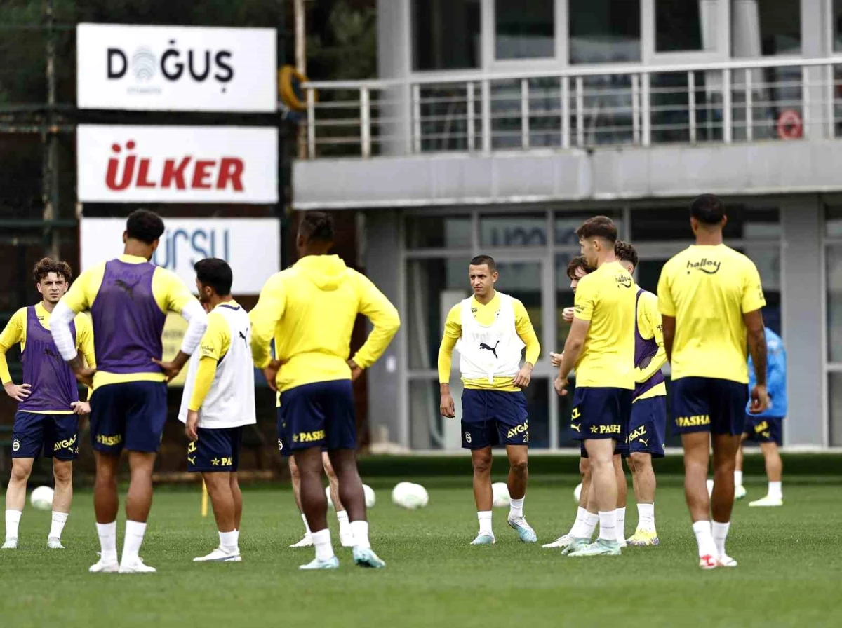 Fenerbahçe, Spartak Trnava maçı için hazırlıklara başladı