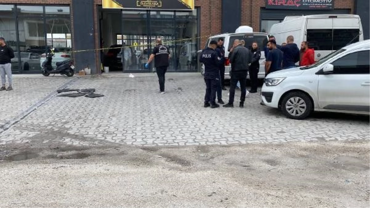 Konya\'da Galericilere Silahlı Saldırı: 2 Yaralı