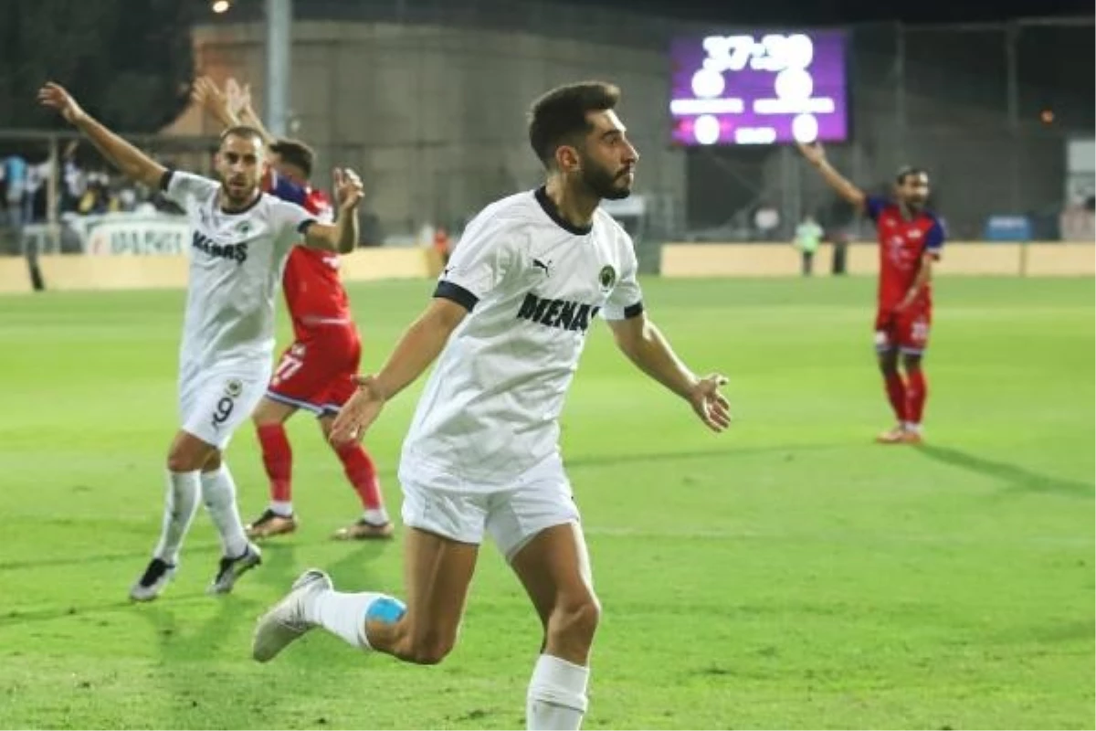 Menemen FK, Fethiyespor\'u mağlup ederek galibiyet serisine başladı