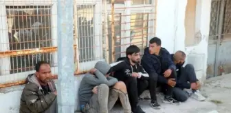 Edirne'de Polis Takibi Sonucu Araç Evin Duvarına Çarptı