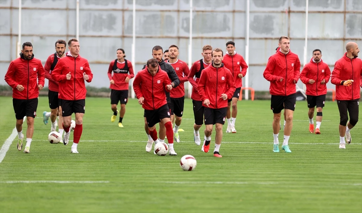 EMS Yapı Sivasspor, Siltaş Yapı Pendikspor maçı için hazırlıklara başladı