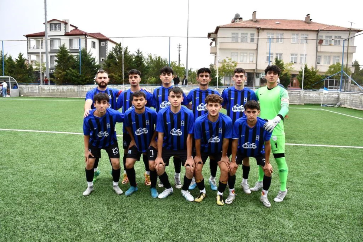 Tomarza Belediyespor, Erciyesgücü FK\'yı 2-1 yenerek 3 puanla ayrıldı