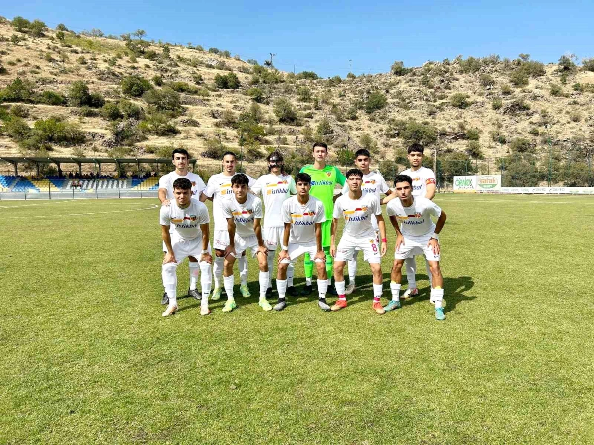 Mondihome Kayserispor U19, Yeni Malatyaspor\'u 2-0 mağlup etti
