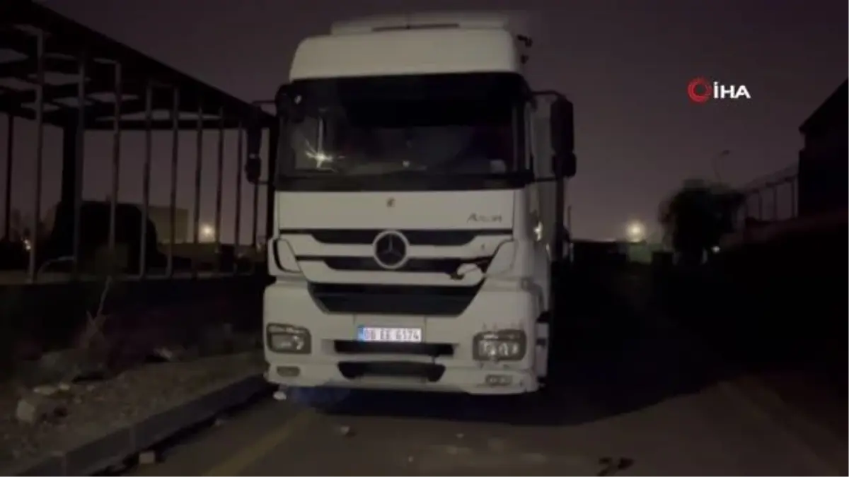 Ankara\'da bir kişi tır ve dorse arasında sıkışarak hayatını kaybetti