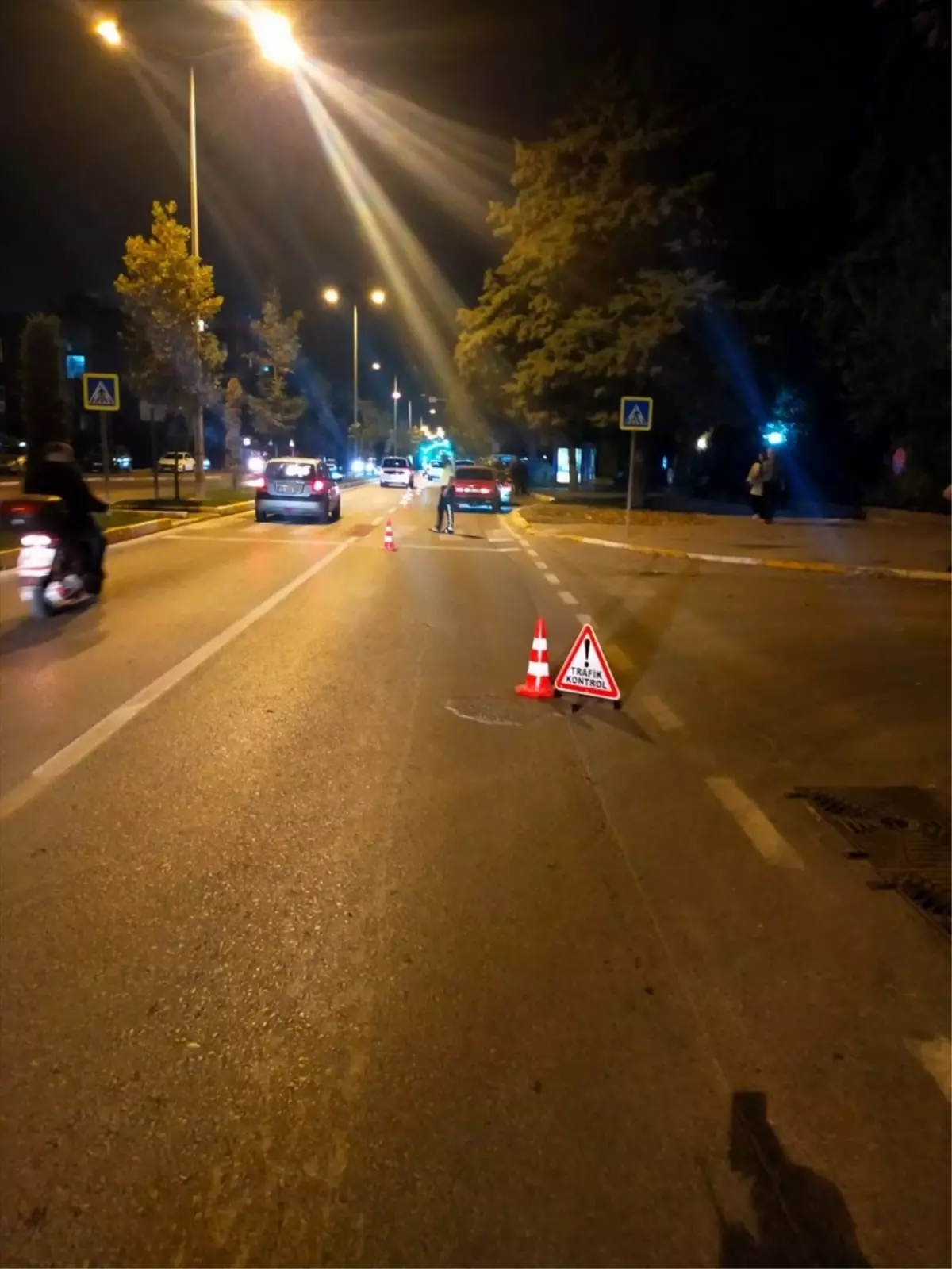 Balıkesir\'de Yüksek Sesle Müzik Dinleyen Sürücülere İdari Cezalar