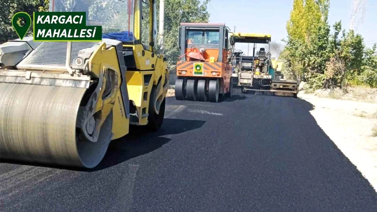 Ereğli Belediyesi, sıcak asfalt çalışmalarına devam ediyor