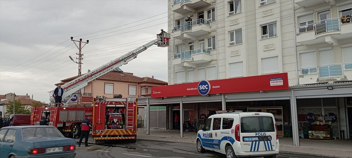 Karaman\'da çıkan yangın itfaiye ekipleri tarafından söndürüldü