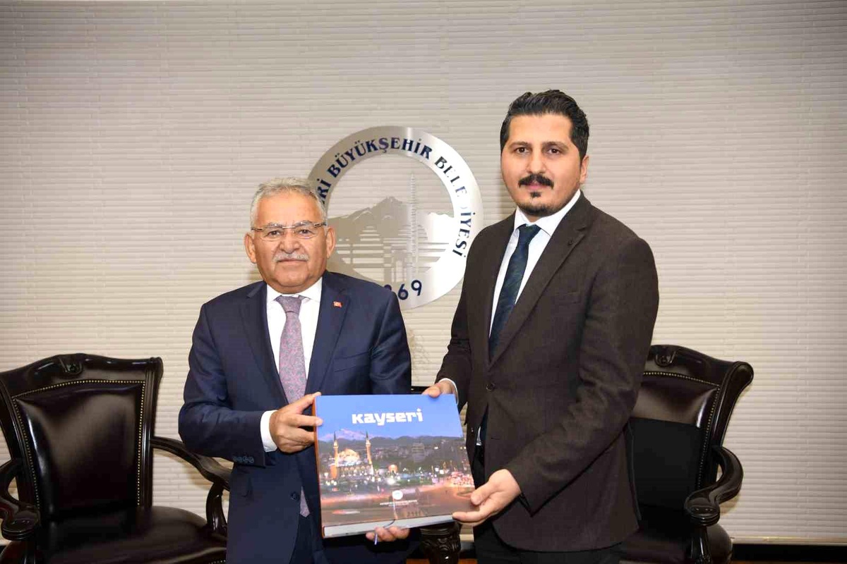 Kayseri Büyükşehir Belediye Başkanı, Mimarlar Odası Kayseri Şubesini Kabul Etti