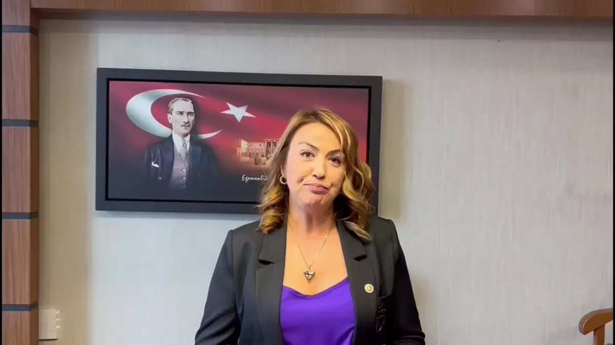 Nermin Yıldırım Kara: "Her Gün Bir Hastaneyi Su Basıyor, Konteynerları Su Basıyor.