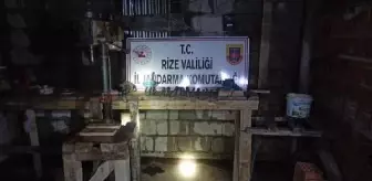 Rize'de silah imalatı ve uyuşturucu operasyonu: Çok sayıda silah ve uyuşturucu ele geçirildi