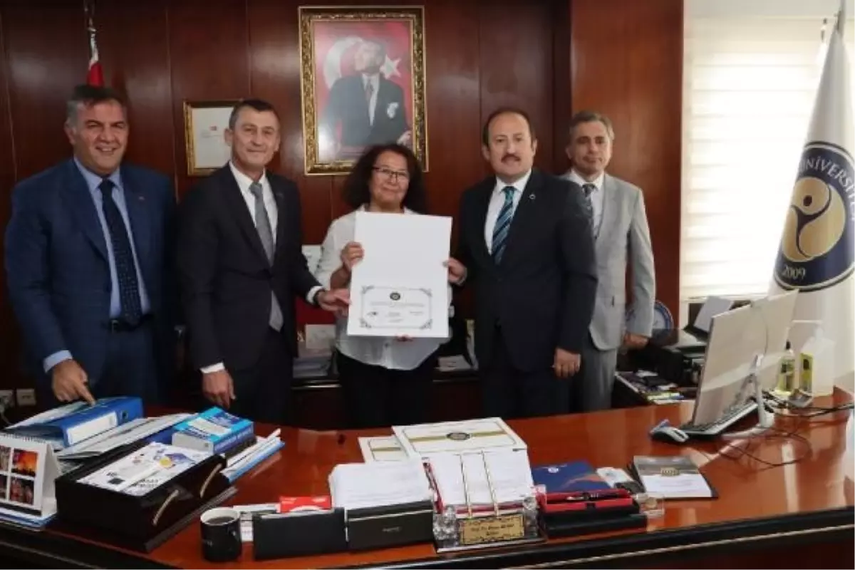 Şehit annesi, üniversitede \'psikoloji\' bölümünü kazandı