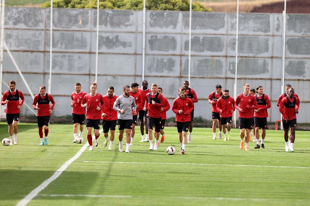 EMS Yapı Sivasspor, Siltaş Yapı Pendikspor maçı için hazırlıklarını sürdürdü