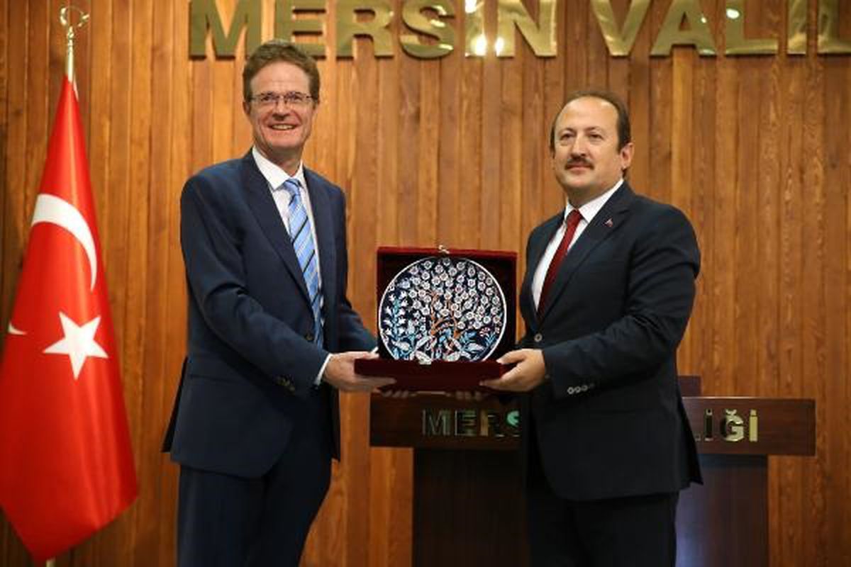 AB Türkiye Delegasyonu Başkanı Mersin\'de Ziyaretler Gerçekleştirdi