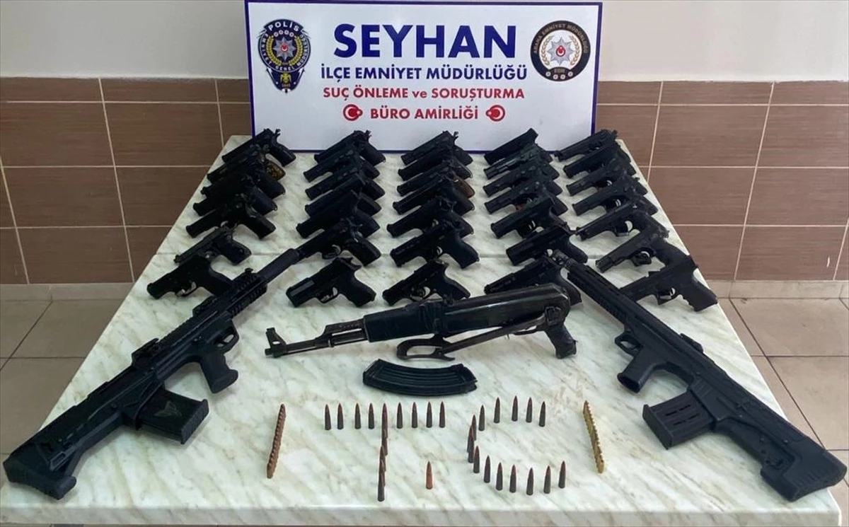 Adana\'da Polis Operasyonunda 55 Silah Ele Geçirildi