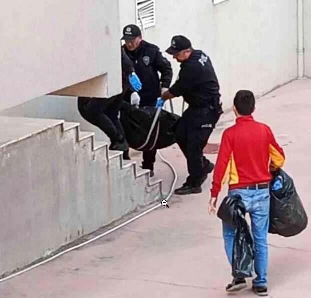 Apartman bahçesinde kafası parçalanmış erkek cesedi bulundu