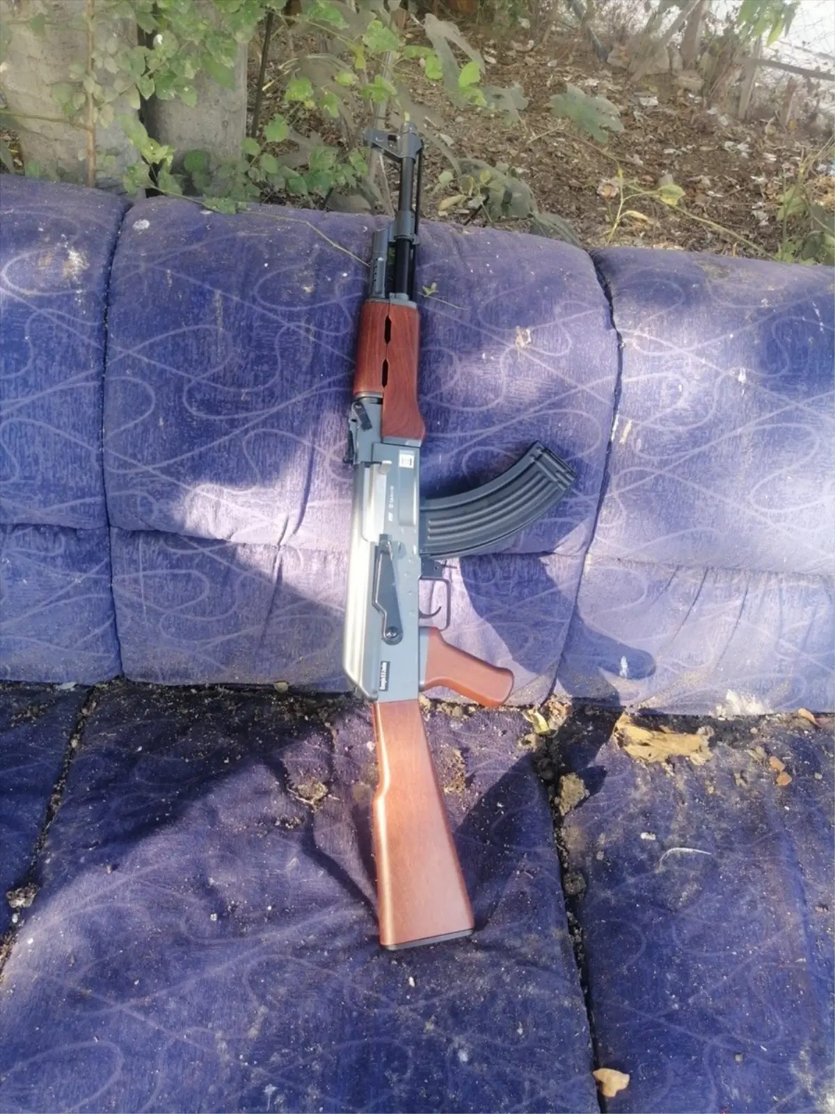 Avcılar\'da Motosikletli Üzerinde Uzun Namlulu Silah İhbarı