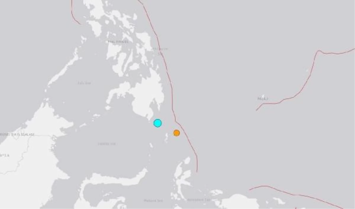 Filipinler\'in açıklarında 6.4 büyüklüğünde deprem