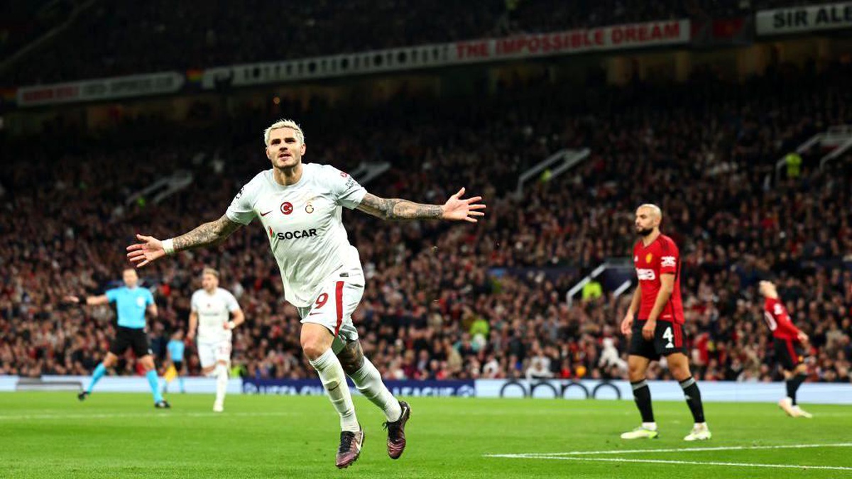 Galatasaray, Manchester United\'ı deplasmanda yendi