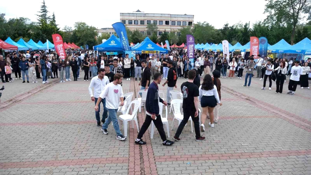 Kocaeli Büyükşehir Belediyesi Üniversite Öğrencileriyle Buluşuyor