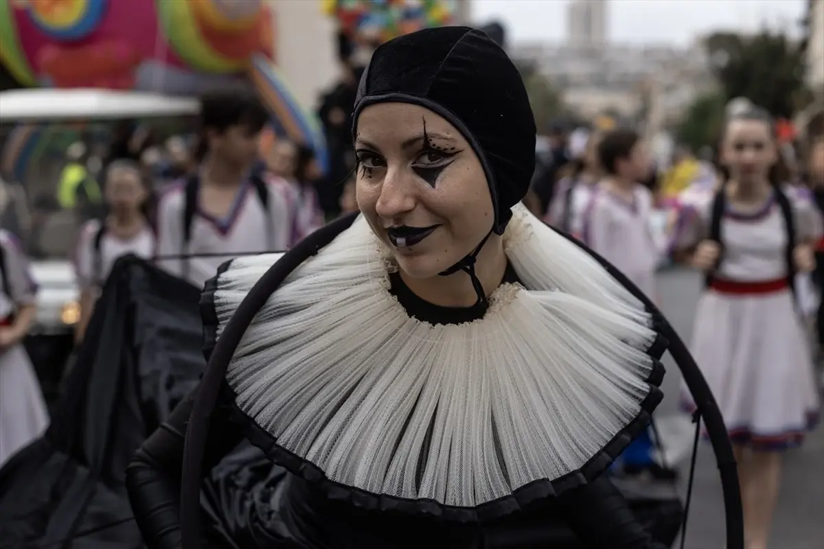 İsrailliler Sukot Bayramı Karnavalında Buluştu