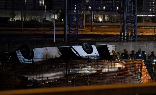İtalya'da 21 kişinin öldüğü otobüs kazasına ait görüntüler yayınlandı