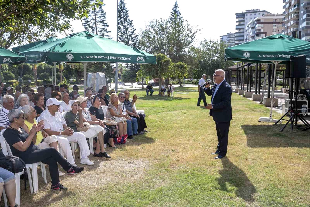 Mersin Büyükşehir Belediyesi Yaşlılar Günü Etkinlikleri Düzenledi