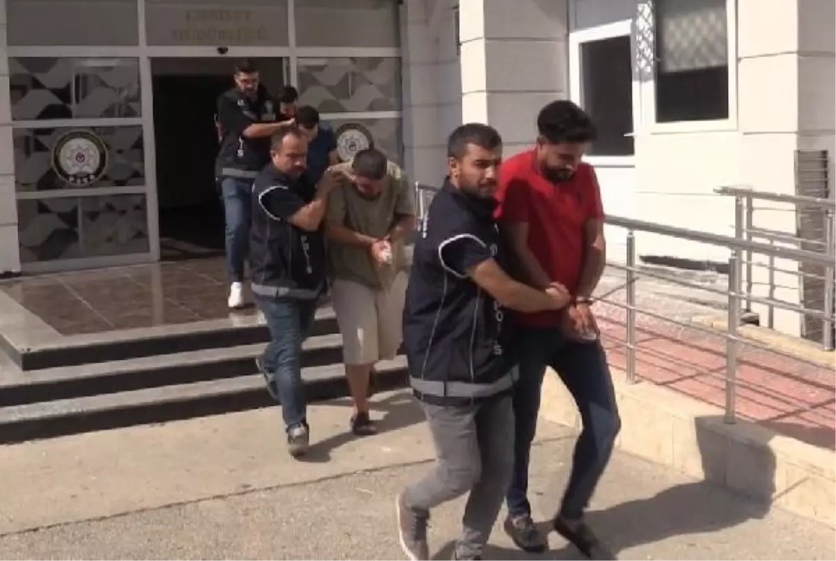 Mersin ve Hatay'da Göçmen Kaçakçılığı Operasyonu: 6 Şüpheli Gözaltına Alındı