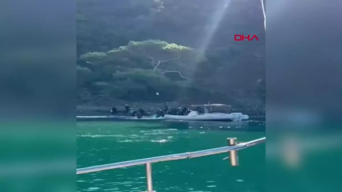 Fethiye'de lastik bottan inen kaçak göçmenler yakalandı