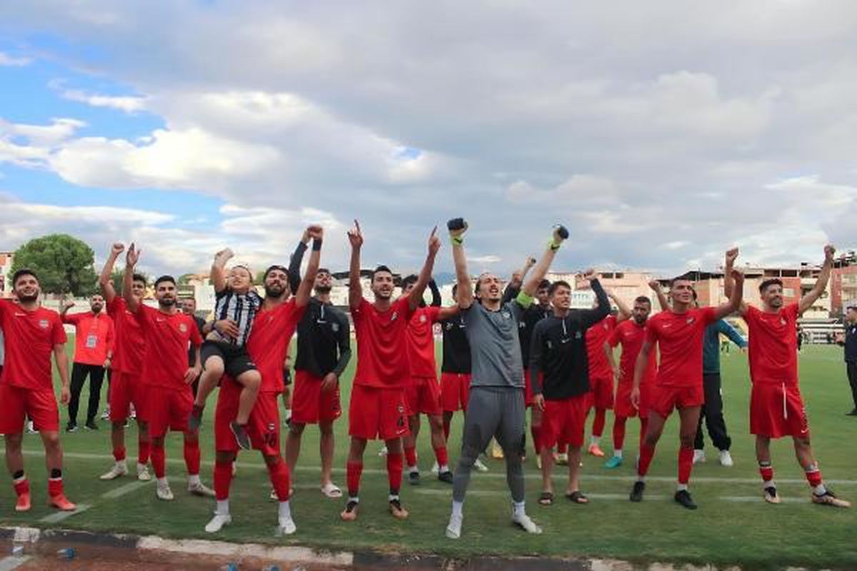 Nazilli Belediyespor, iç sahada rakiplerine dar ediyor