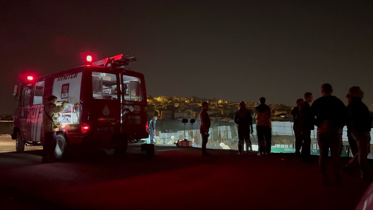 Sancaktepe\'de Kaybolan 3 Kardeşin Cesedi İnşaatın Temelinde Bulundu