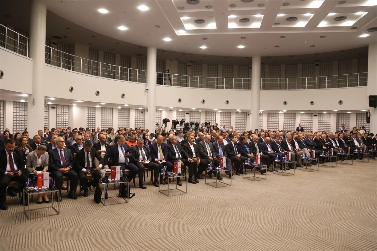 Ticaret Bakanı Ömer Bolat "Bursa İş Dünyası Toplantısı"nda konuştu Açıklaması