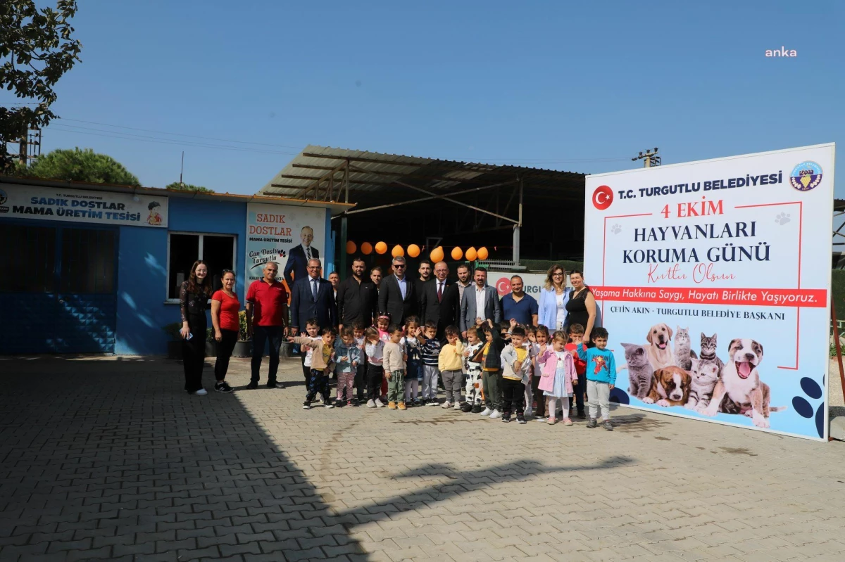 Turgutlu Belediye Başkanı Çetin Akın, Hayvan Bakım Evi\'ni Ziyaret Etti