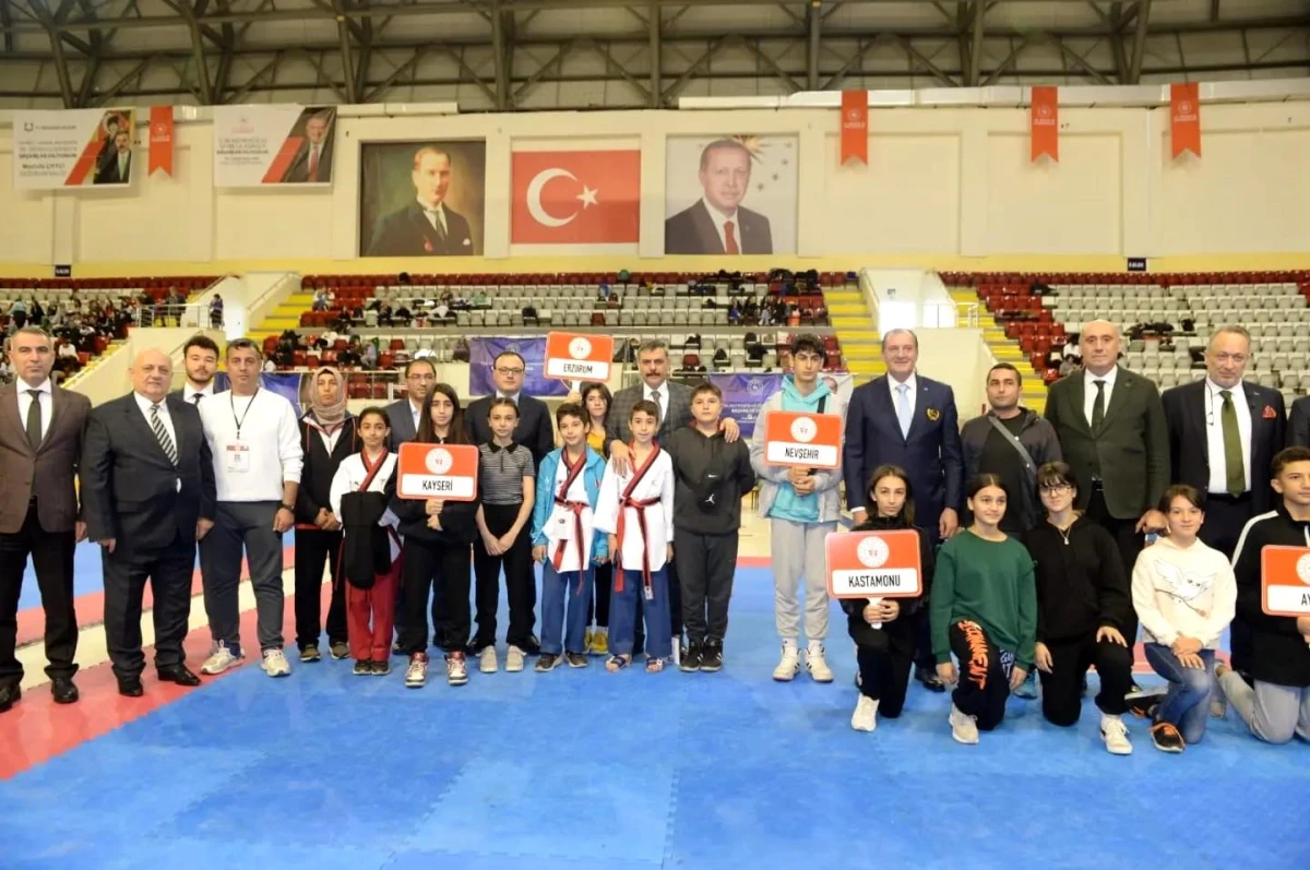 Türkiye Tekvando Poomsea Şampiyonası Erzurum\'da Başladı