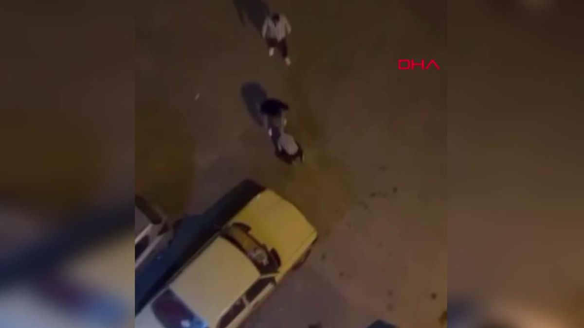 Adana'da Uyuşturucu Kullanan Kişi Mahalleli Tarafından Darbedildi