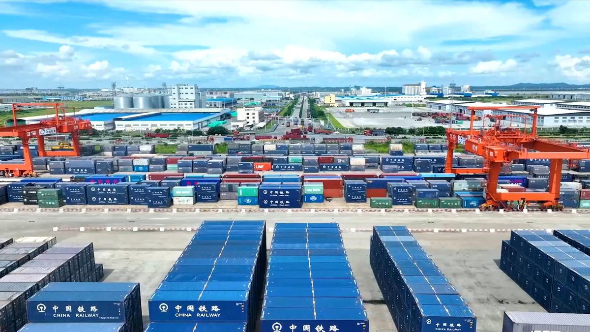 Yeni Uluslararası Kara-Deniz Ticaret Koridoru\'nda büyüme kaydedildi