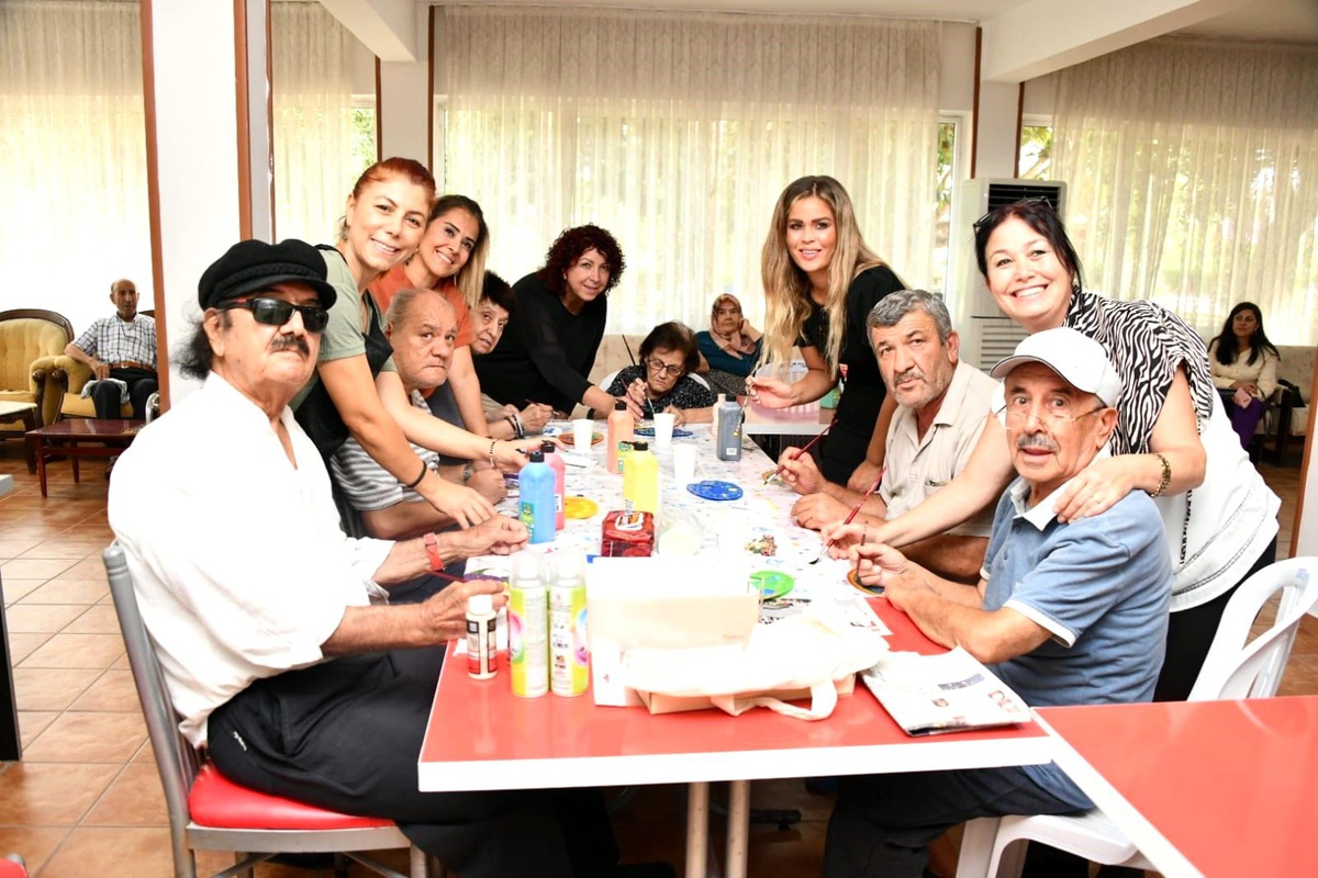 Yenişehir Belediyesinden huzurevi sakinlerine özel etkinlik