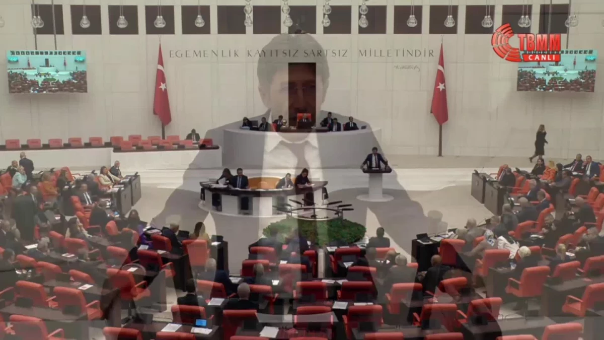 Yeşil Sol Parti\'nin Emekli Maaşlarının Yeniden Düzenlenmesi Önerisi AKP ve MHP Milletvekillerinin Oylarıyla TBMM\'de Reddedildi.