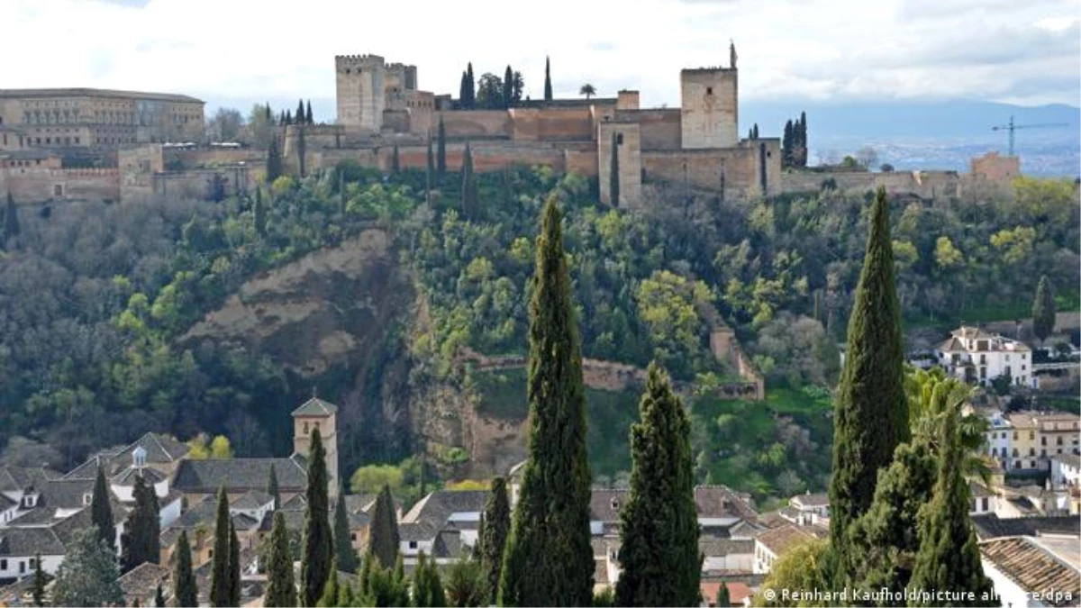 3. Avrupa Siyasi Topluluğu Zirvesi Granada\'da yapılıyor